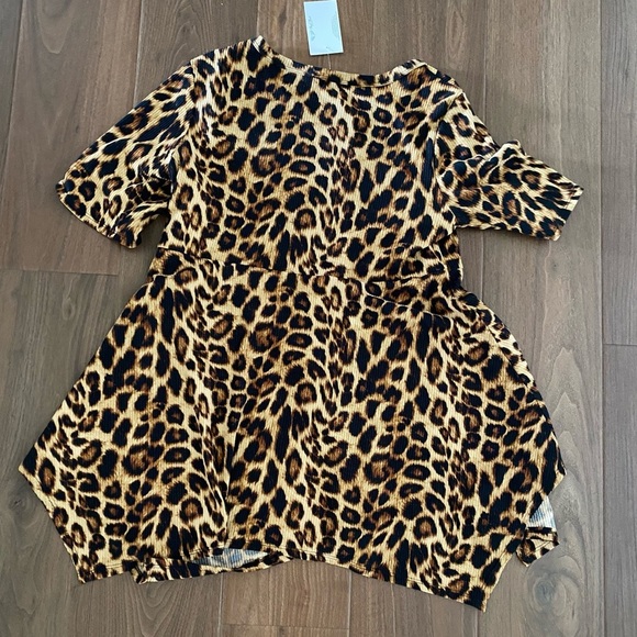 NWT women’s oddi Leopard Print Button-Up Tunic size 1XL - Picture 2 of 4